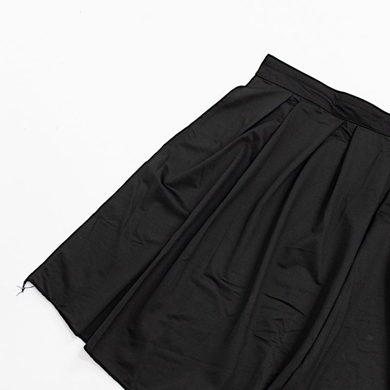 24 in x 20 feet Portable Wrinkle-Free Shirred Pleated Stag Table Skirt