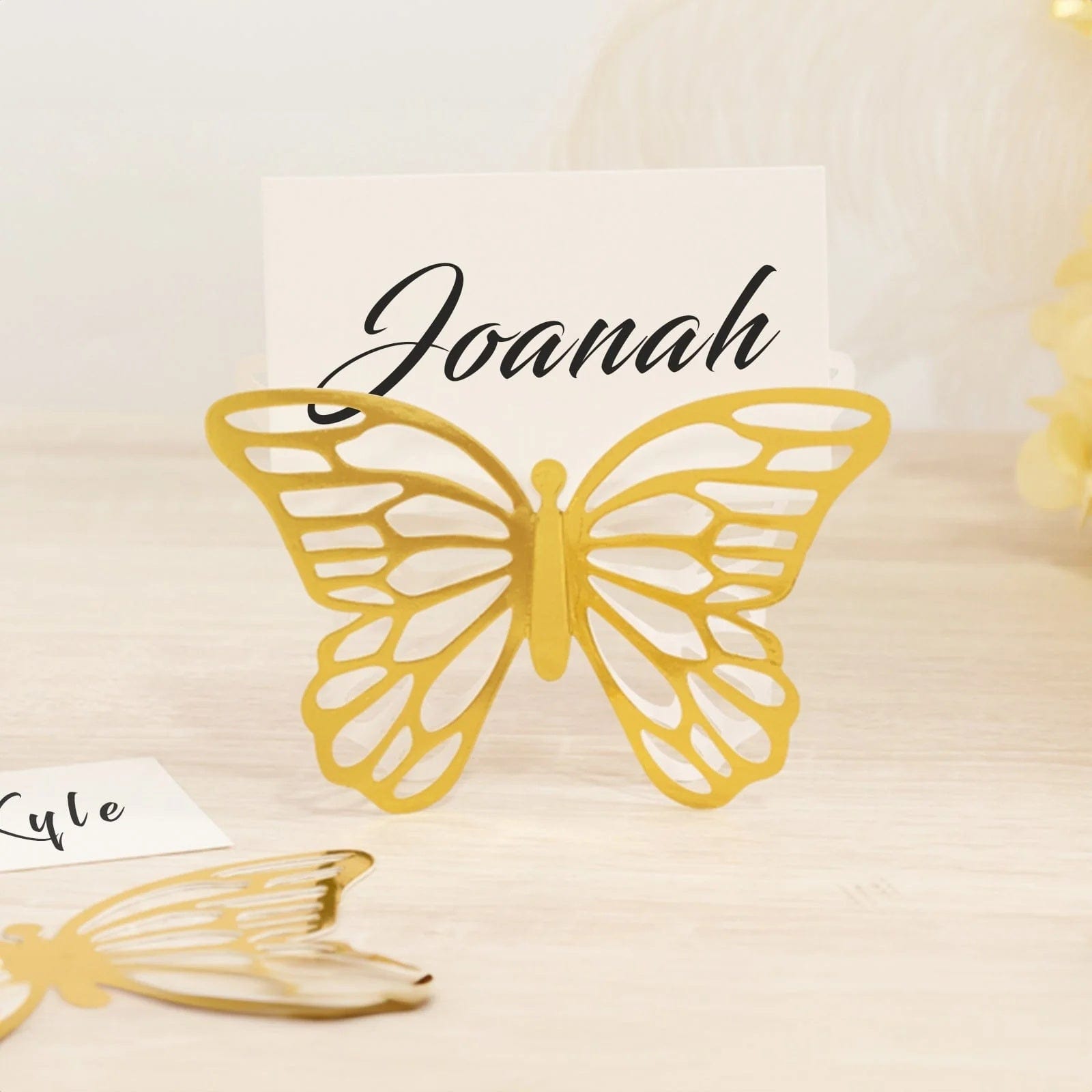 25 Butterfly 3x5 in Paper Place Card Holders with White Printable Cards