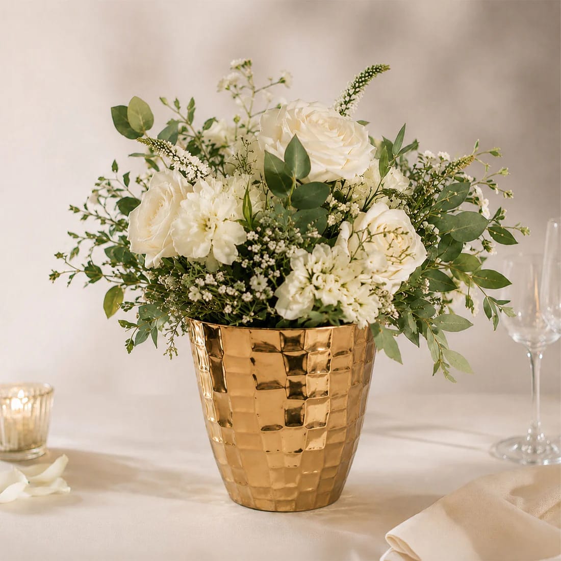 6 pack 5.5 in tall Indoor Decorative Plastic with Gold Hammered Planter Pots