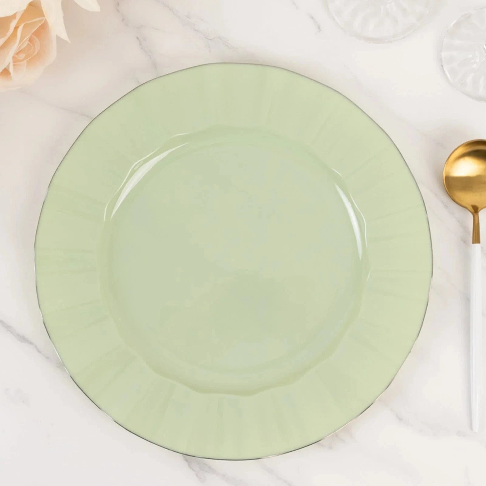 10 Round Disposable Salad Dinner Plastic Plates with Gold Wavy Trim