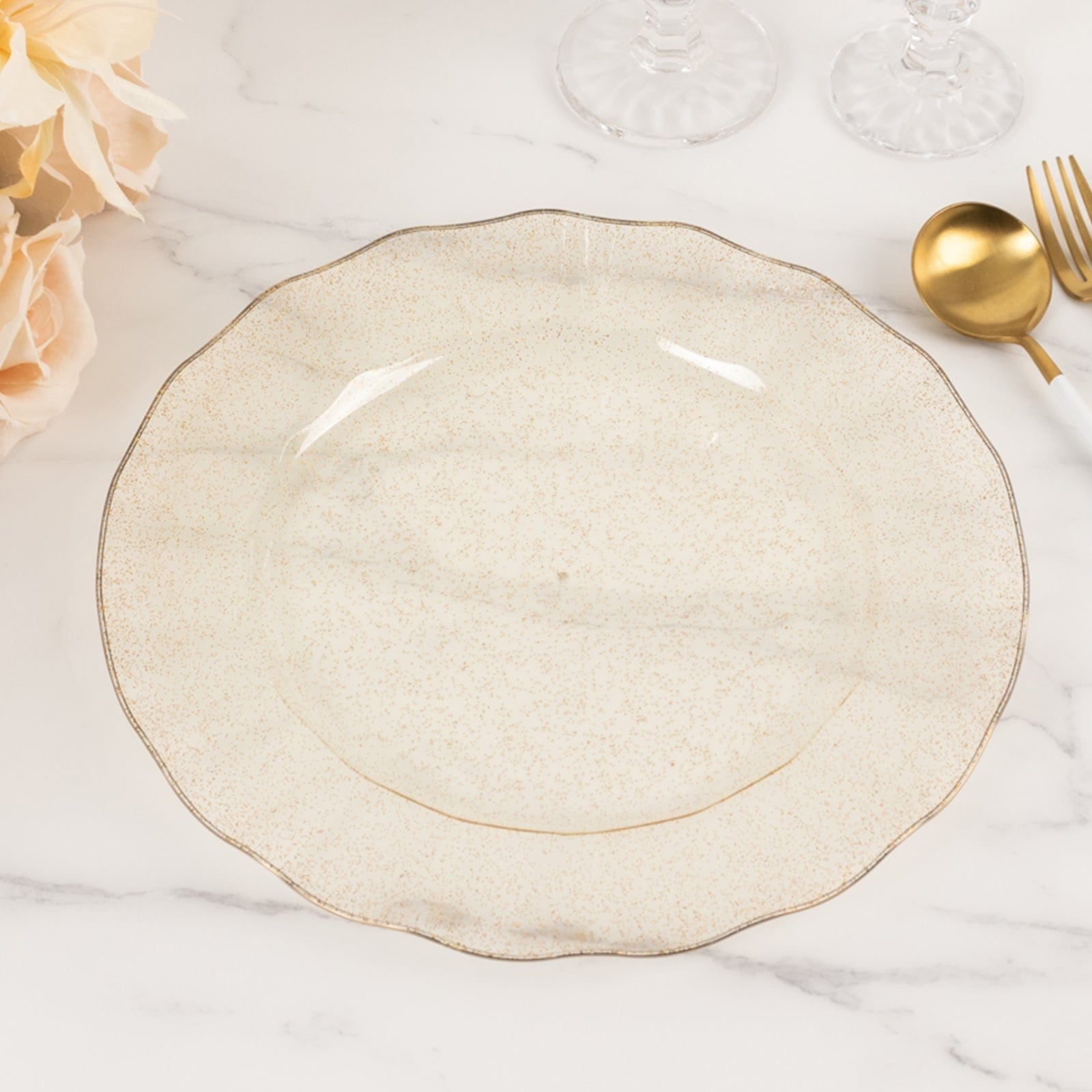 10 Round Disposable Salad Dinner Plastic Plates with Gold Wavy Trim