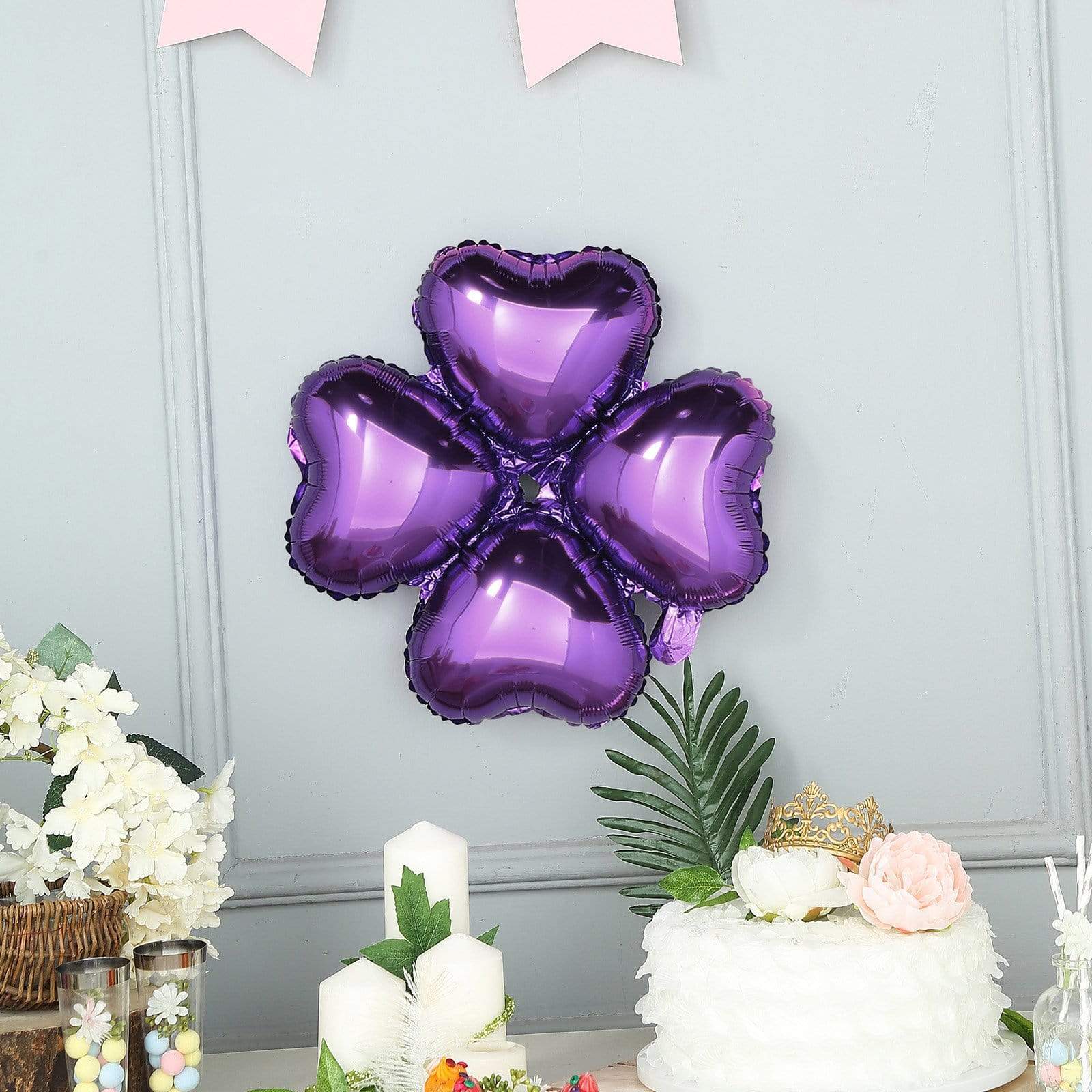 10 pcs 15 in wide Clover Mylar Foil Balloons