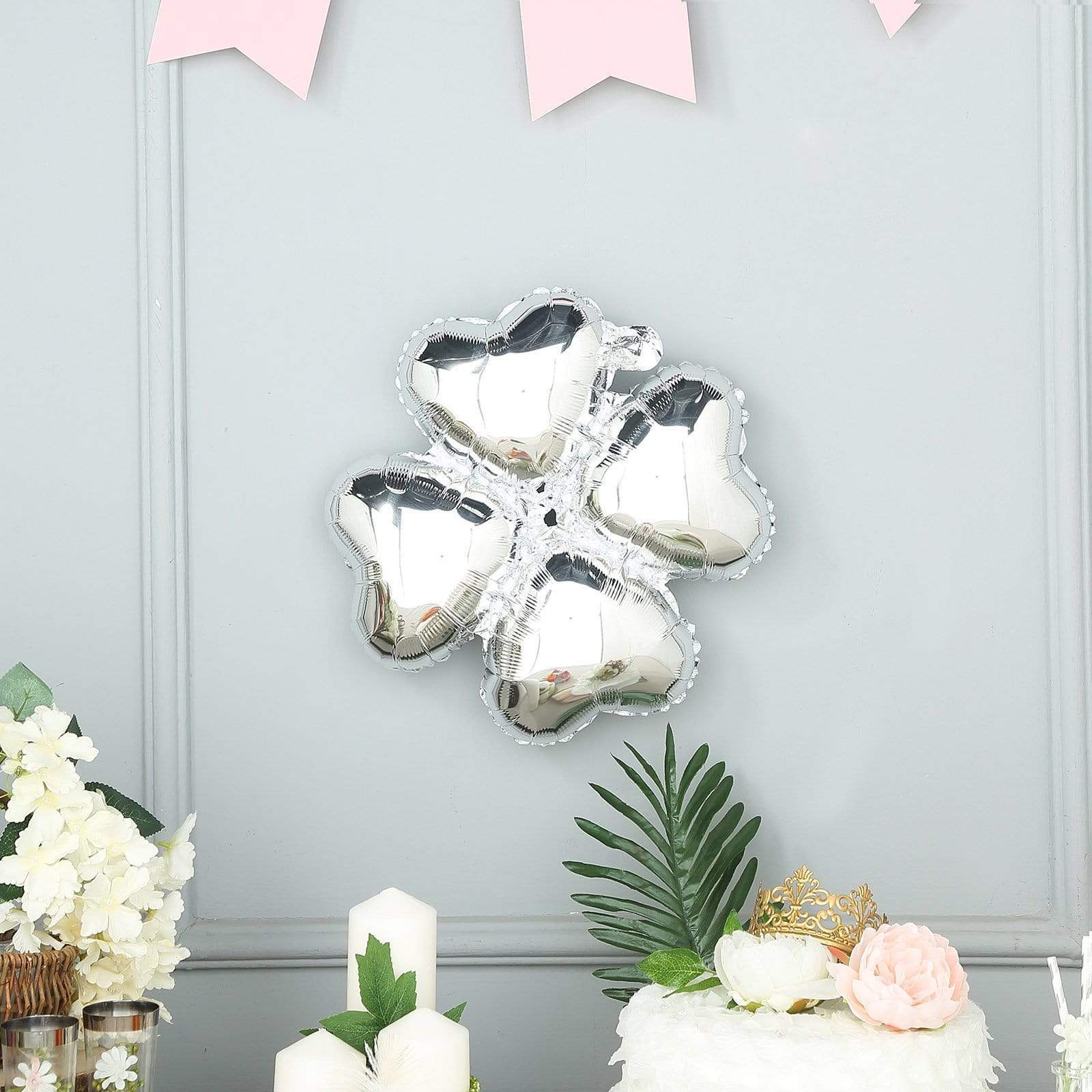 10 pcs 15 in wide Clover Mylar Foil Balloons