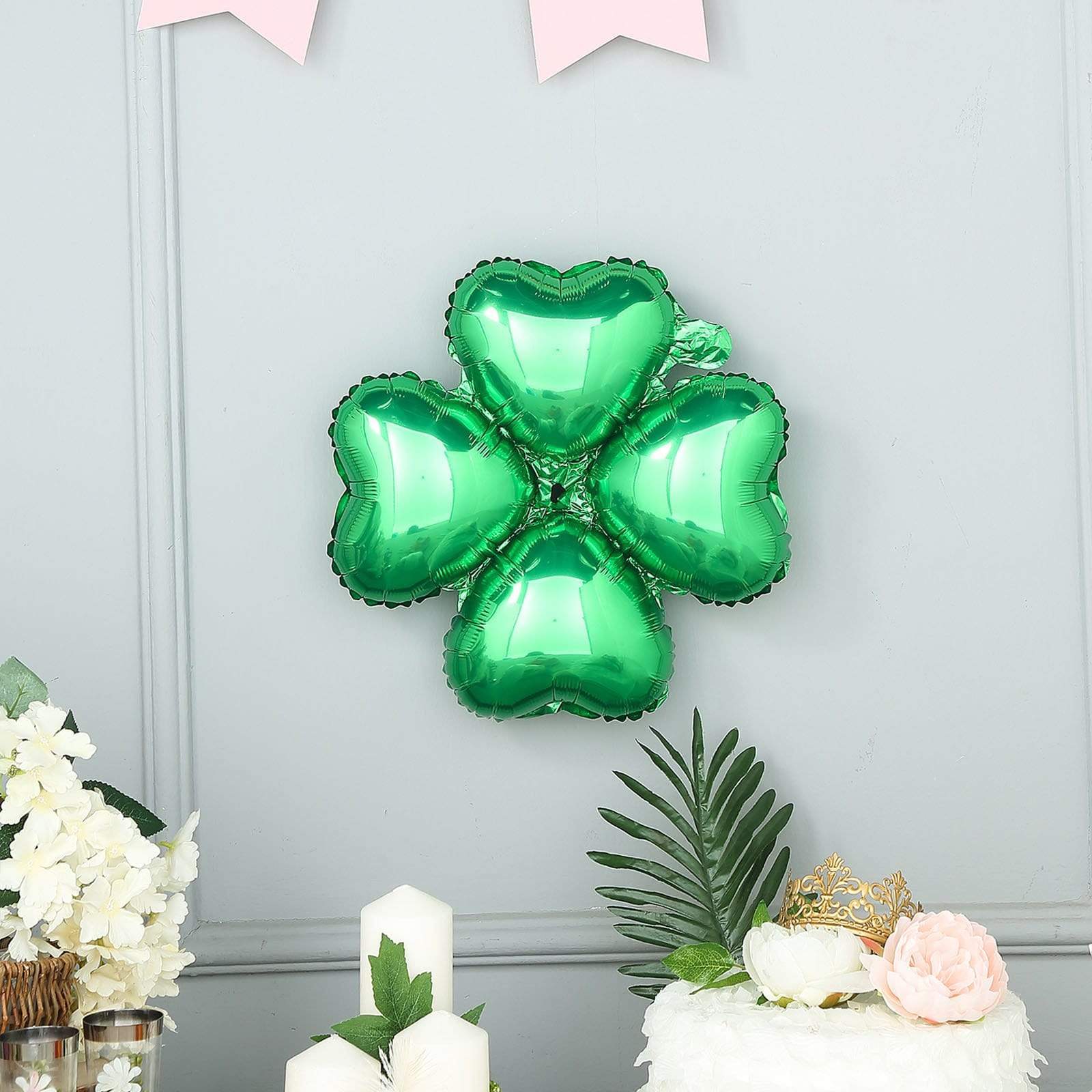 10 pcs 15 in wide Clover Mylar Foil Balloons