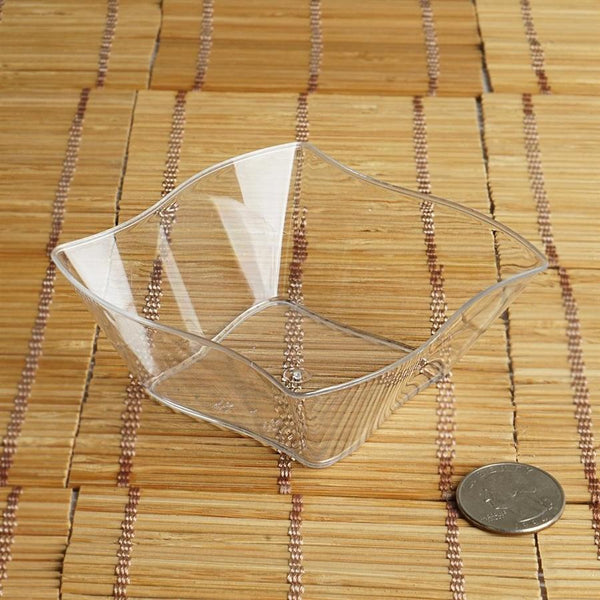 12 pcs 6 oz. Clear Wave Design Plastic Mini Bowls