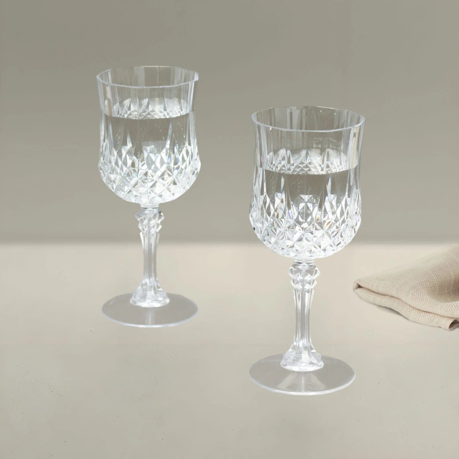 6 Disposable 8 oz Crystal Cut Goblets Plastic Wine Glasses