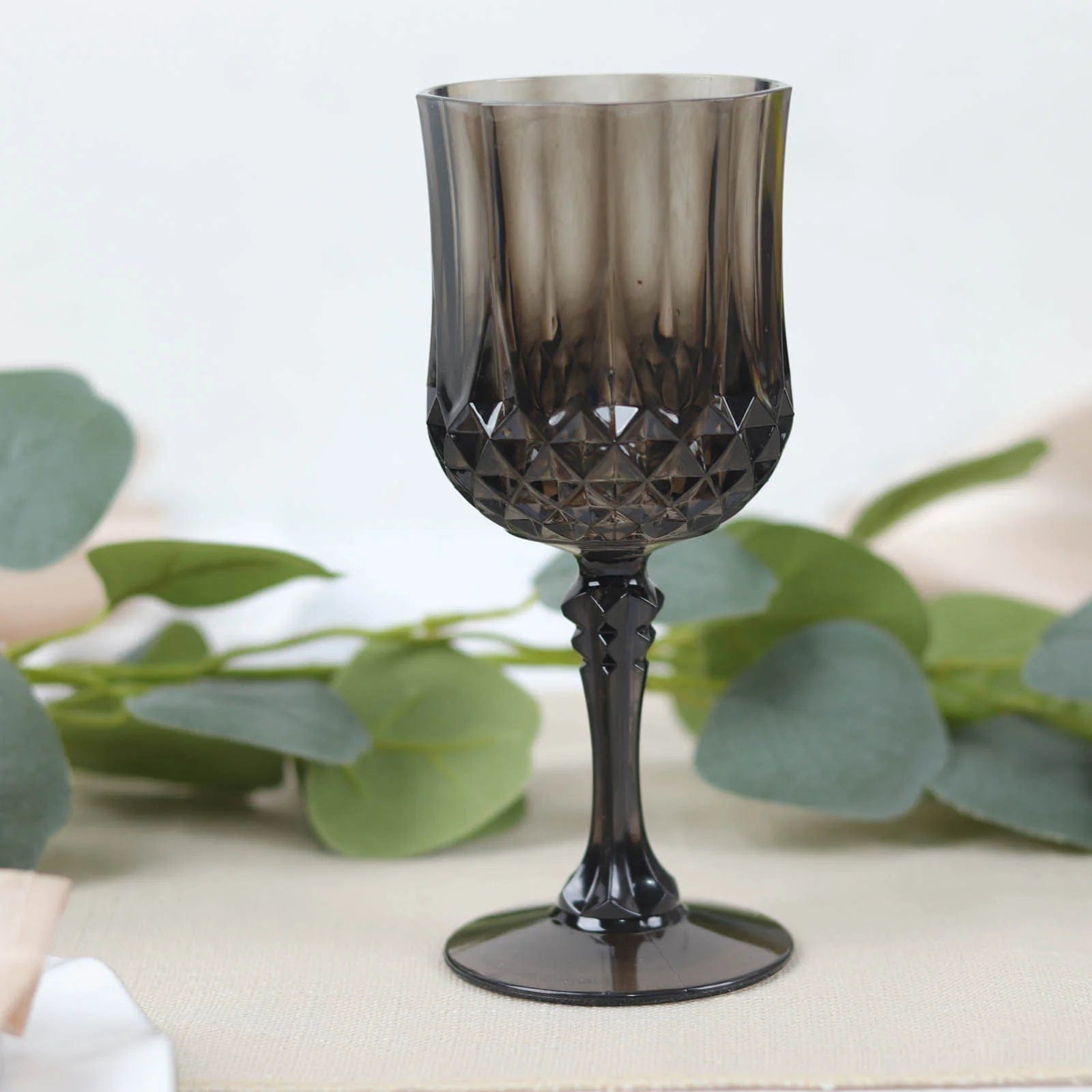 6 Disposable 8 oz Crystal Cut Goblets Plastic Wine Glasses