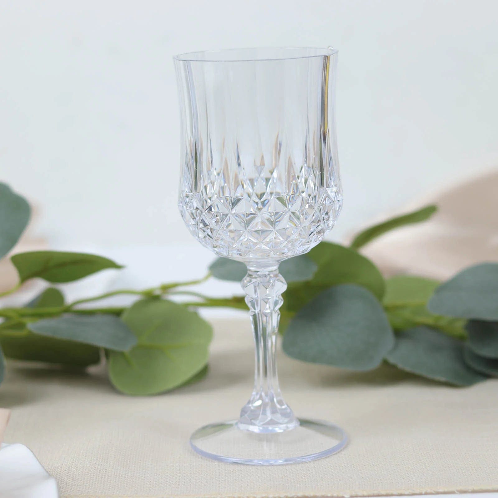 6 Disposable 8 oz Crystal Cut Goblets Plastic Wine Glasses