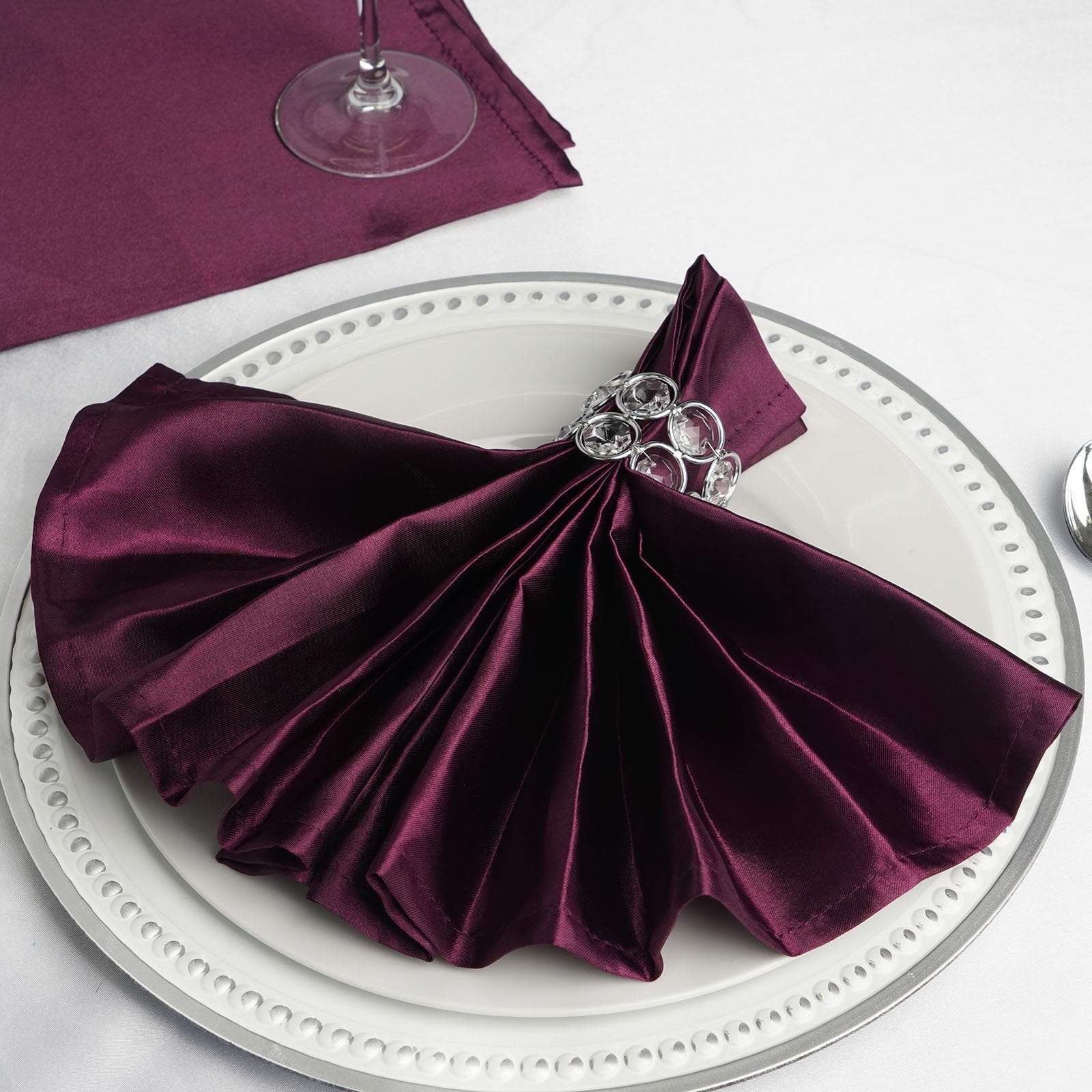 5 Satin Dinner Napkins Wedding Party Reception Events