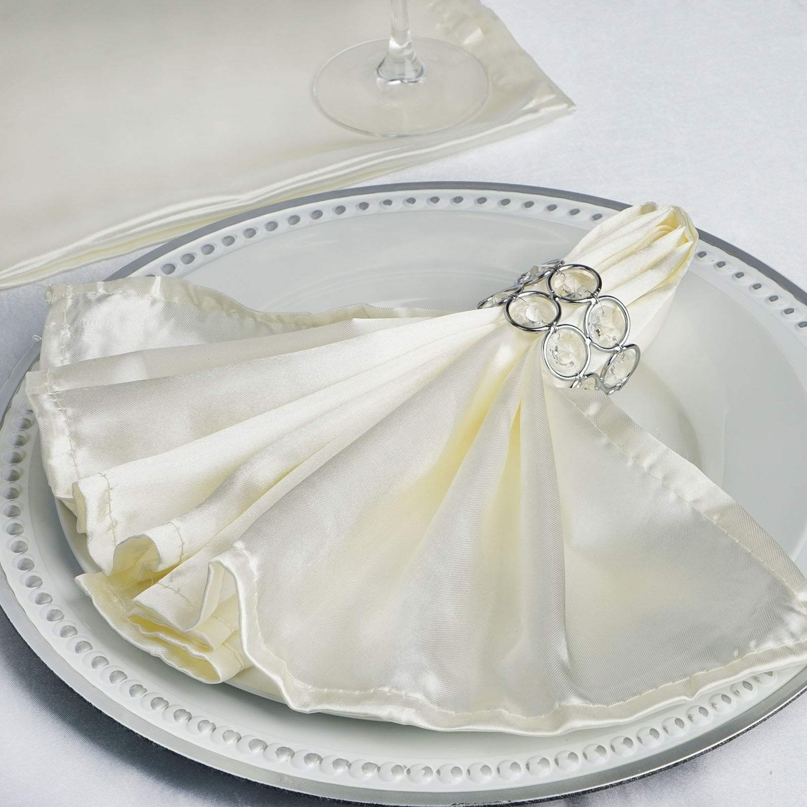 5 Satin Dinner Napkins Wedding Party Reception Events