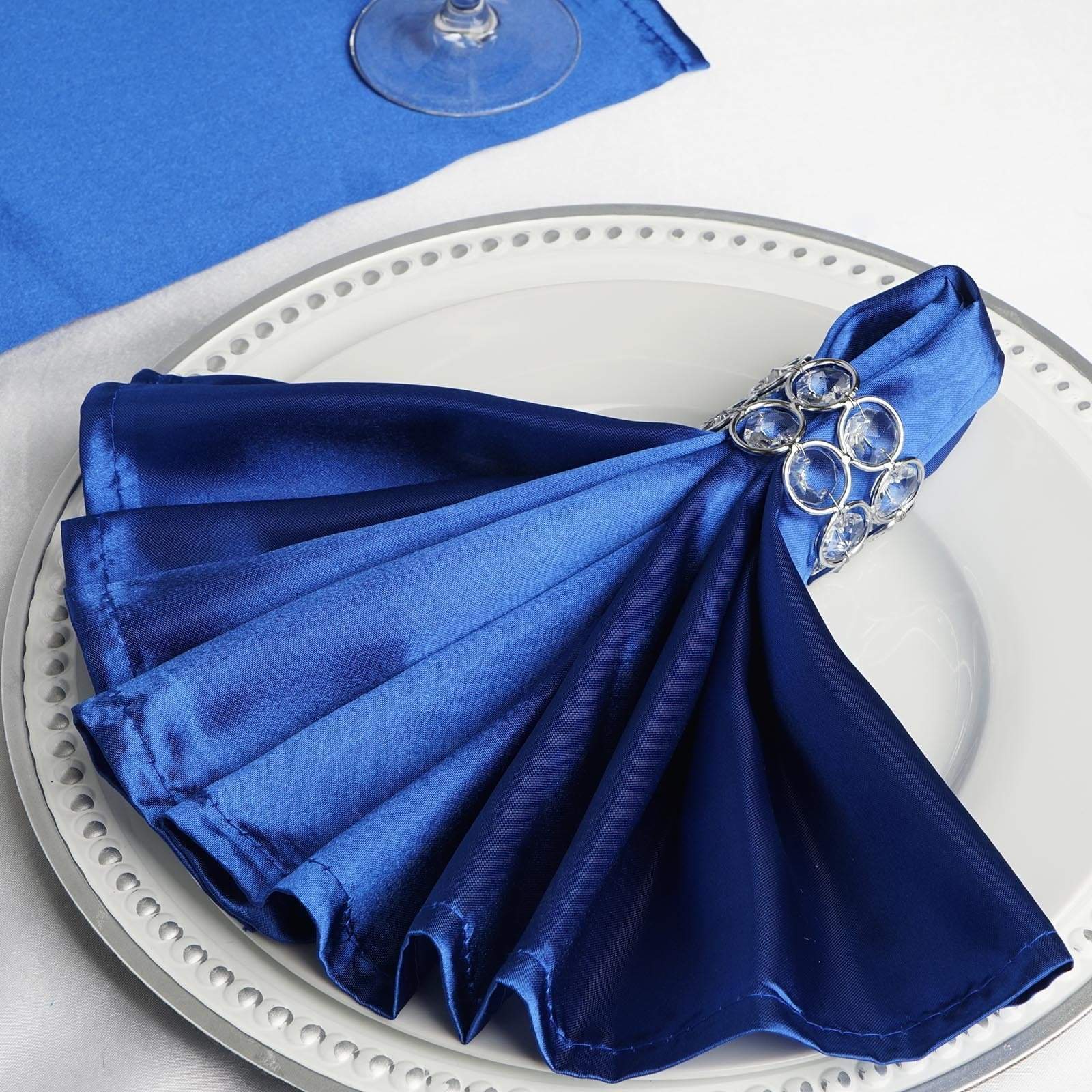 5 Satin Dinner Napkins Wedding Party Reception Events