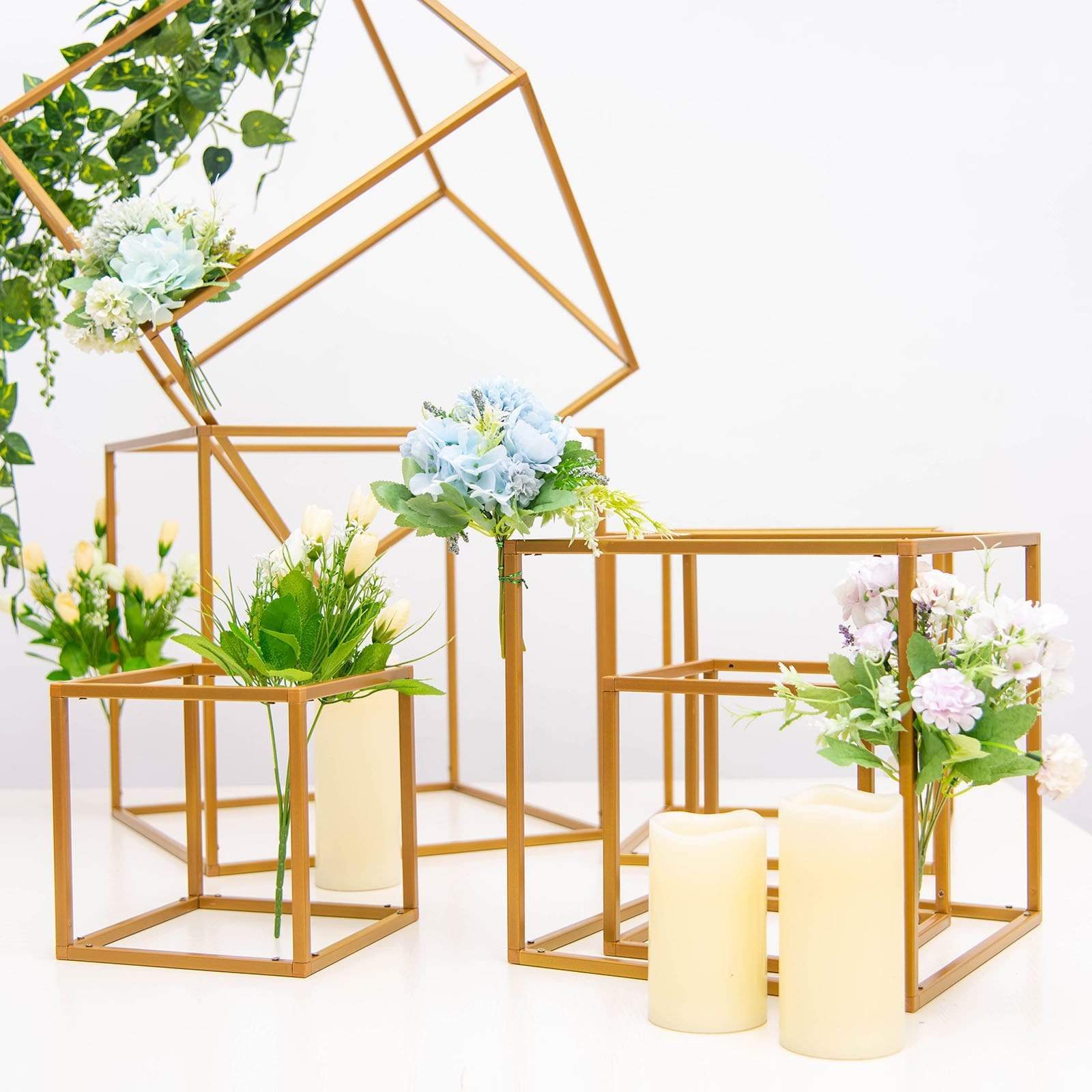 2 pcs Gold Matte Metal Geometric Square Stands Flower Vase Holders