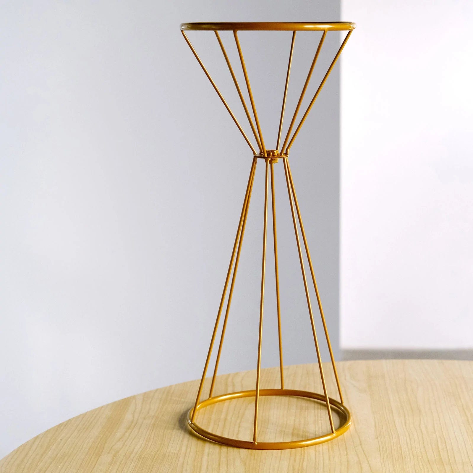Reversible Gold Geometric Metal Flower Stand Centerpiece Pedestal