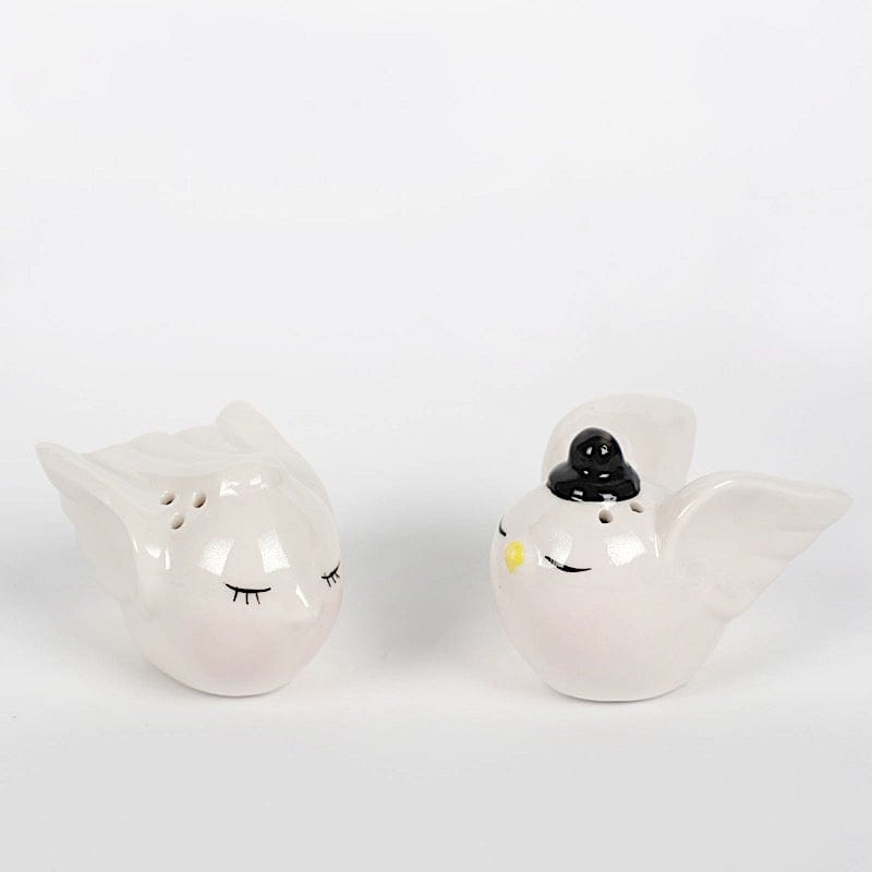 https://balsacircle.com/cdn/shop/products/balsa-circle-gift-sets-white-2-5-in-love-birds-salt-and-pepper-shakers-in-gift-box-wedding-favors-fav-snp-bird-31070958649392_800x800.jpg?v=1671673923