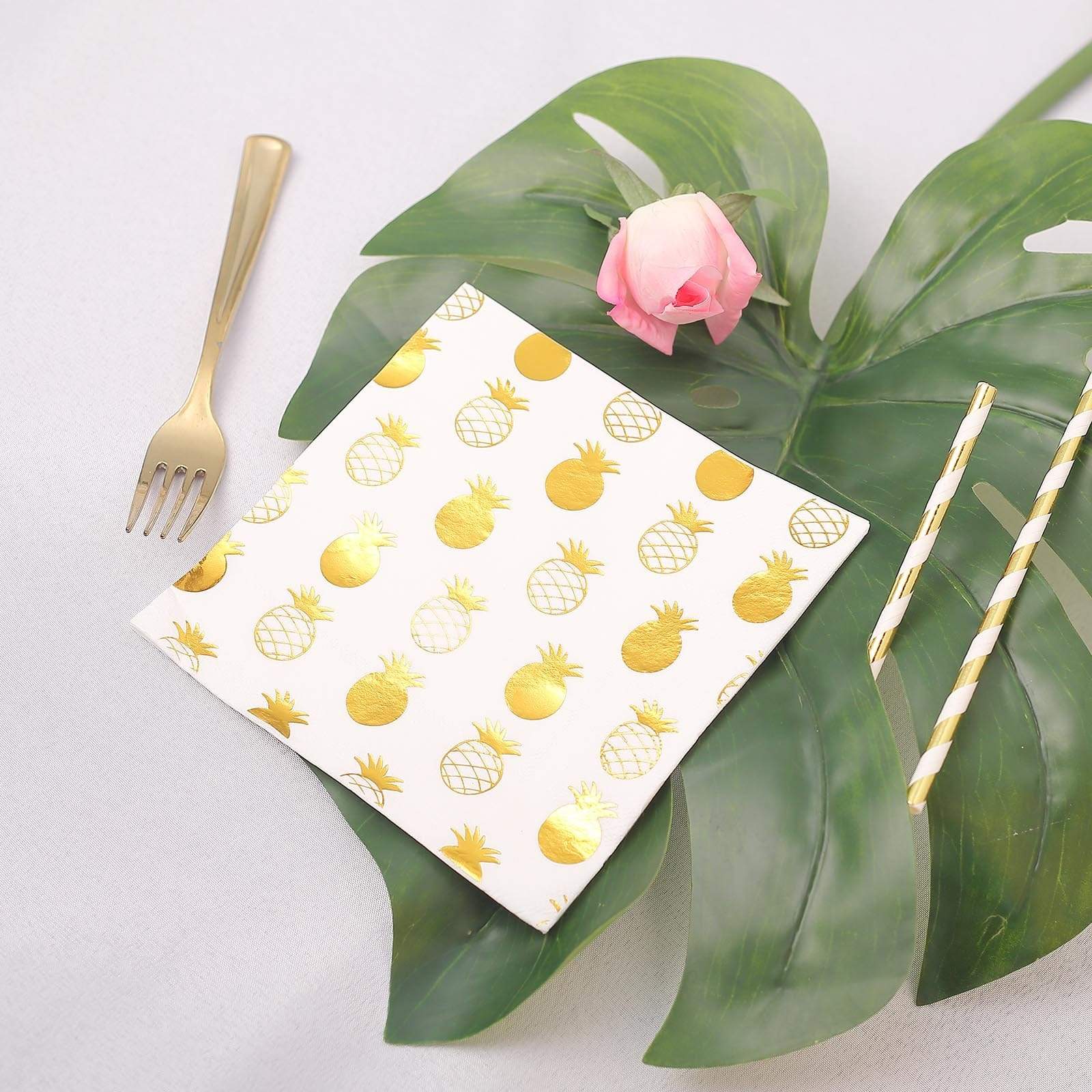 20 pcs 13x13 in Metallic Gold and White Pineapple Paper Napkins