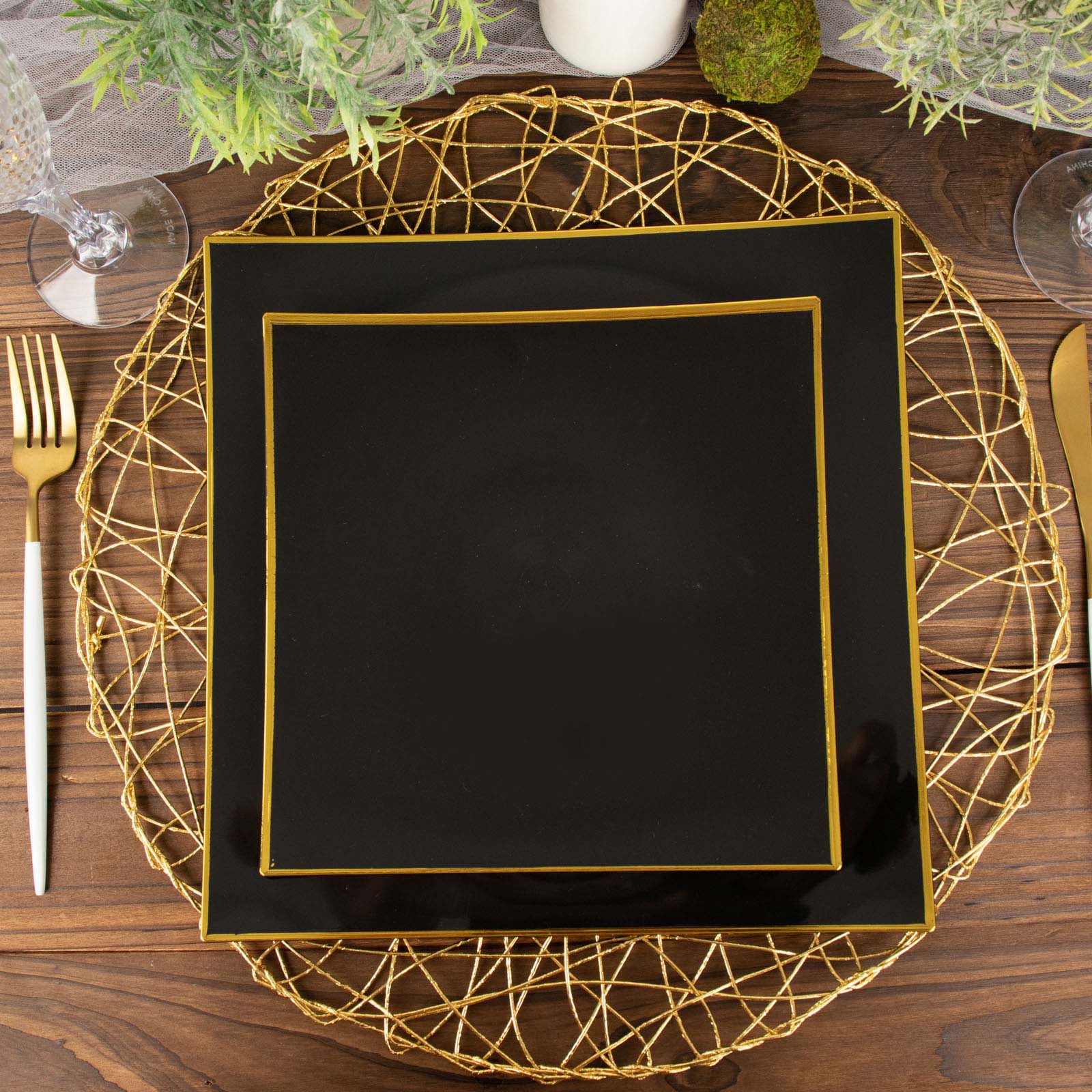 10 Concave Square Disposable Salad and Dinner Plastic Plates with Gold Trim
