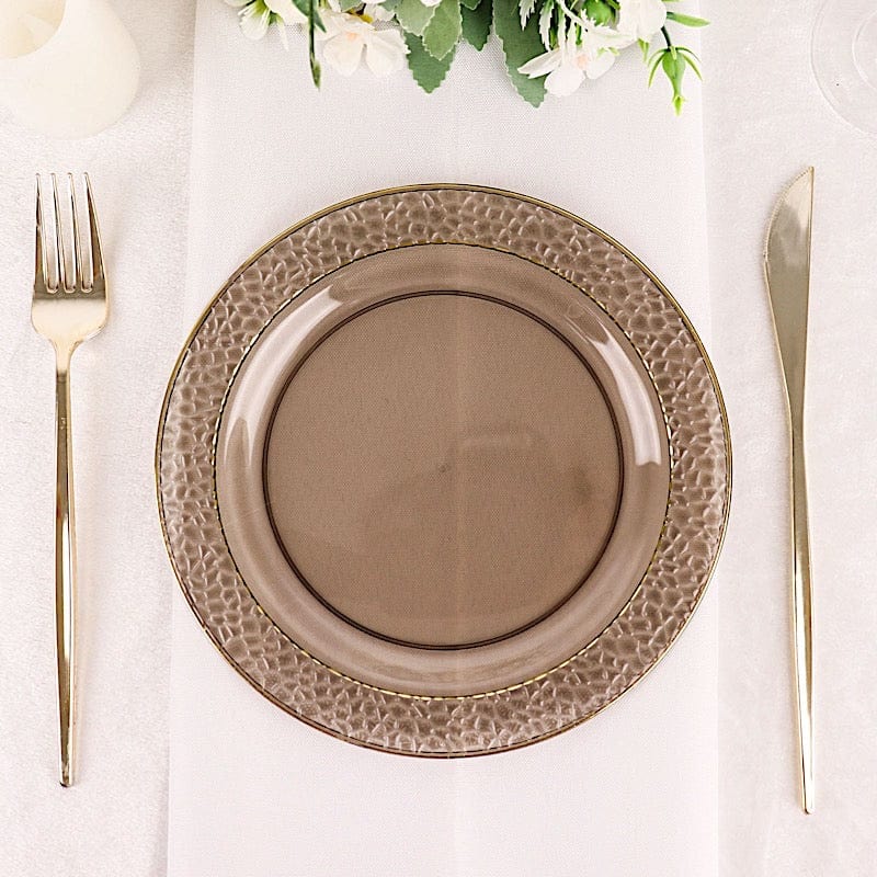 10 pcs 7.5 in wide Disposable Plastic Salad Plates with Hammered Trim