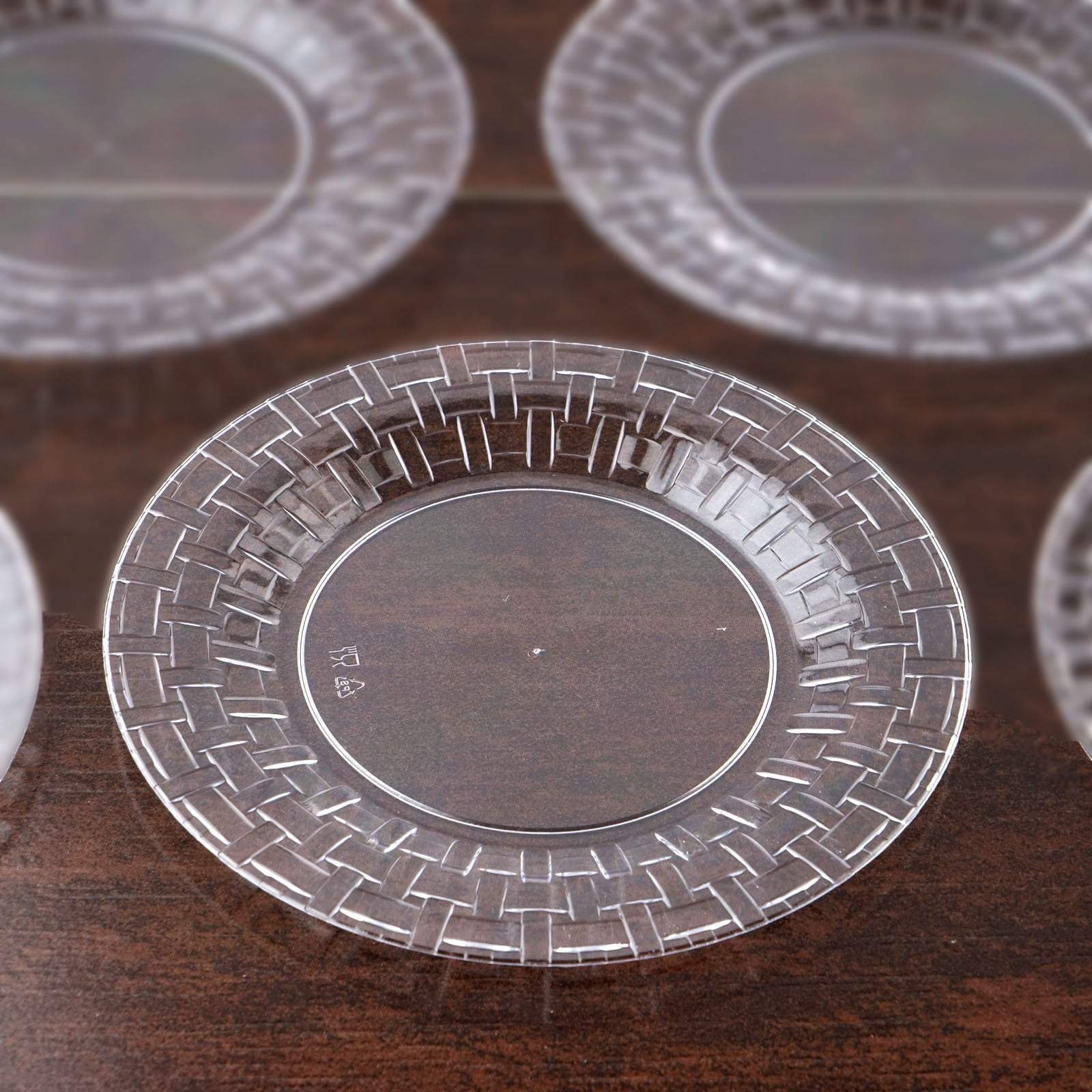 10 pcs Disposable Clear Plastic Dessert Plates with Basketweave