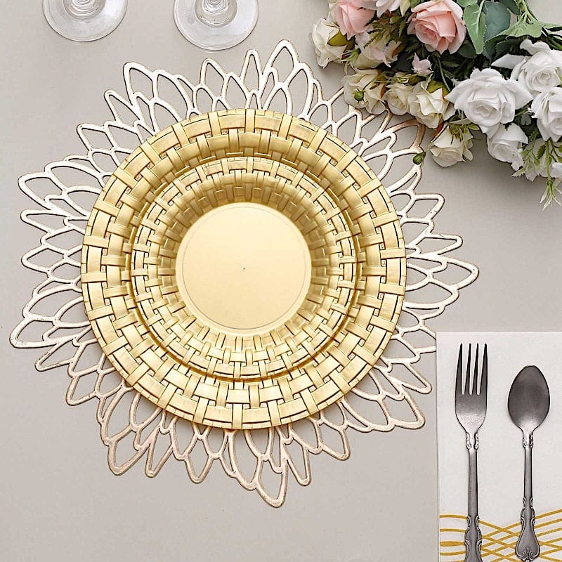 10 pcs Disposable Clear Plastic Dessert Plates with Basketweave
