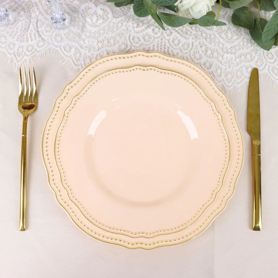 10 Round Disposable Plastic Dinner Plates with Gold Scalloped Trim