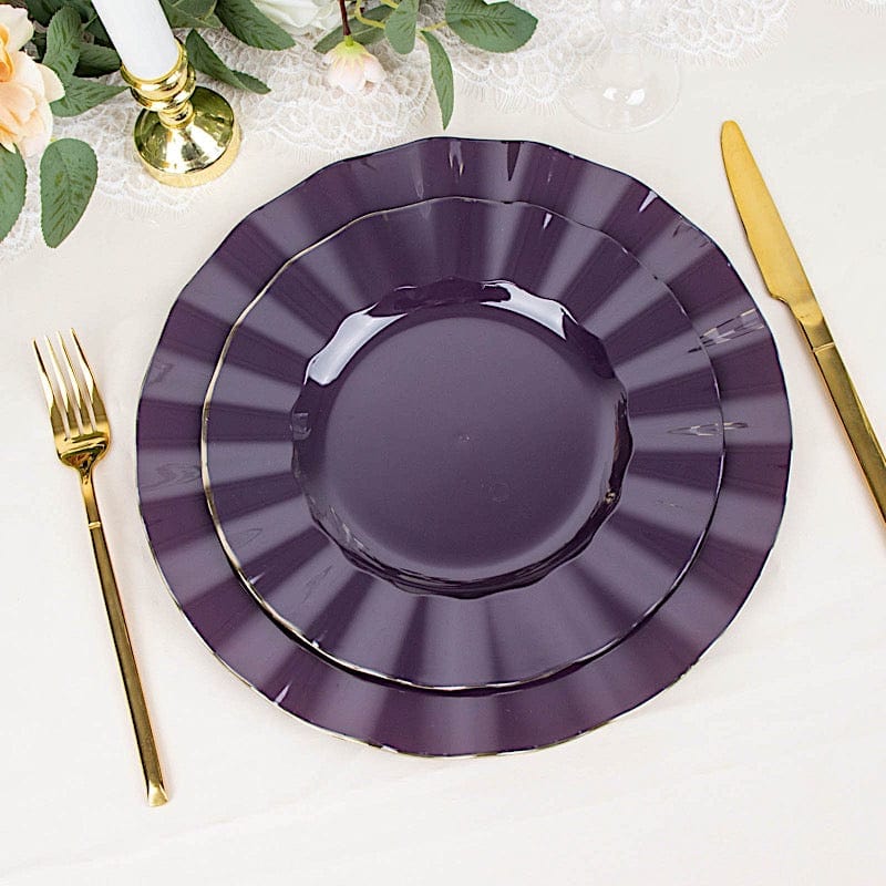 10 Round Disposable Salad Dinner Plastic Plates with Gold Wavy Trim