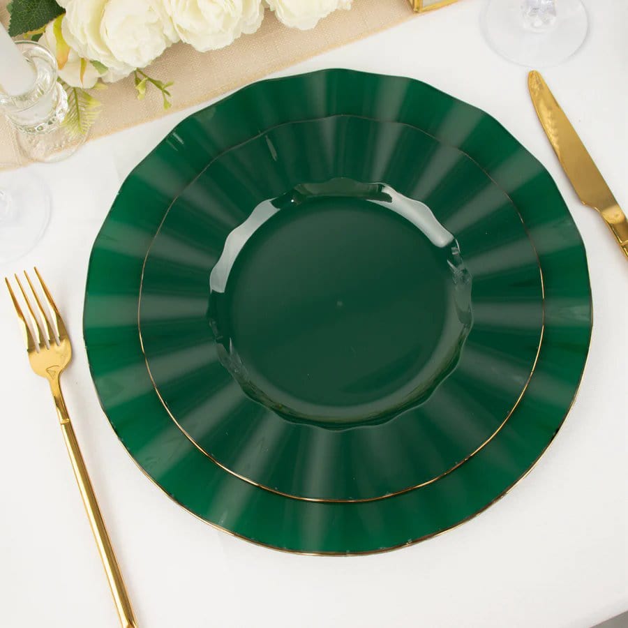10 Round Disposable Salad Dinner Plastic Plates with Gold Wavy Trim