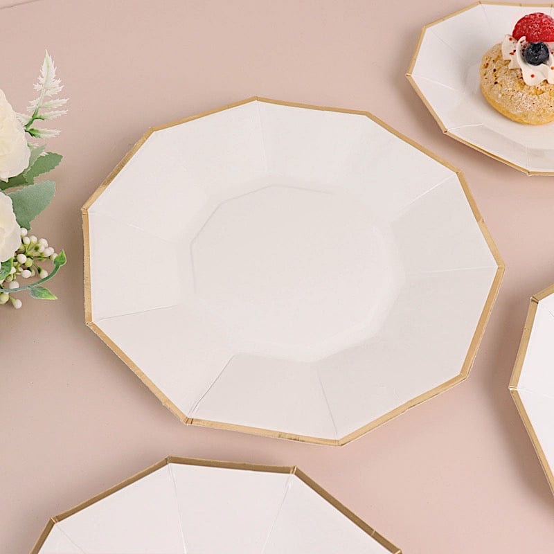 25 Decagon 9 in Disposable Paper Dinner Plates with Gold Trim