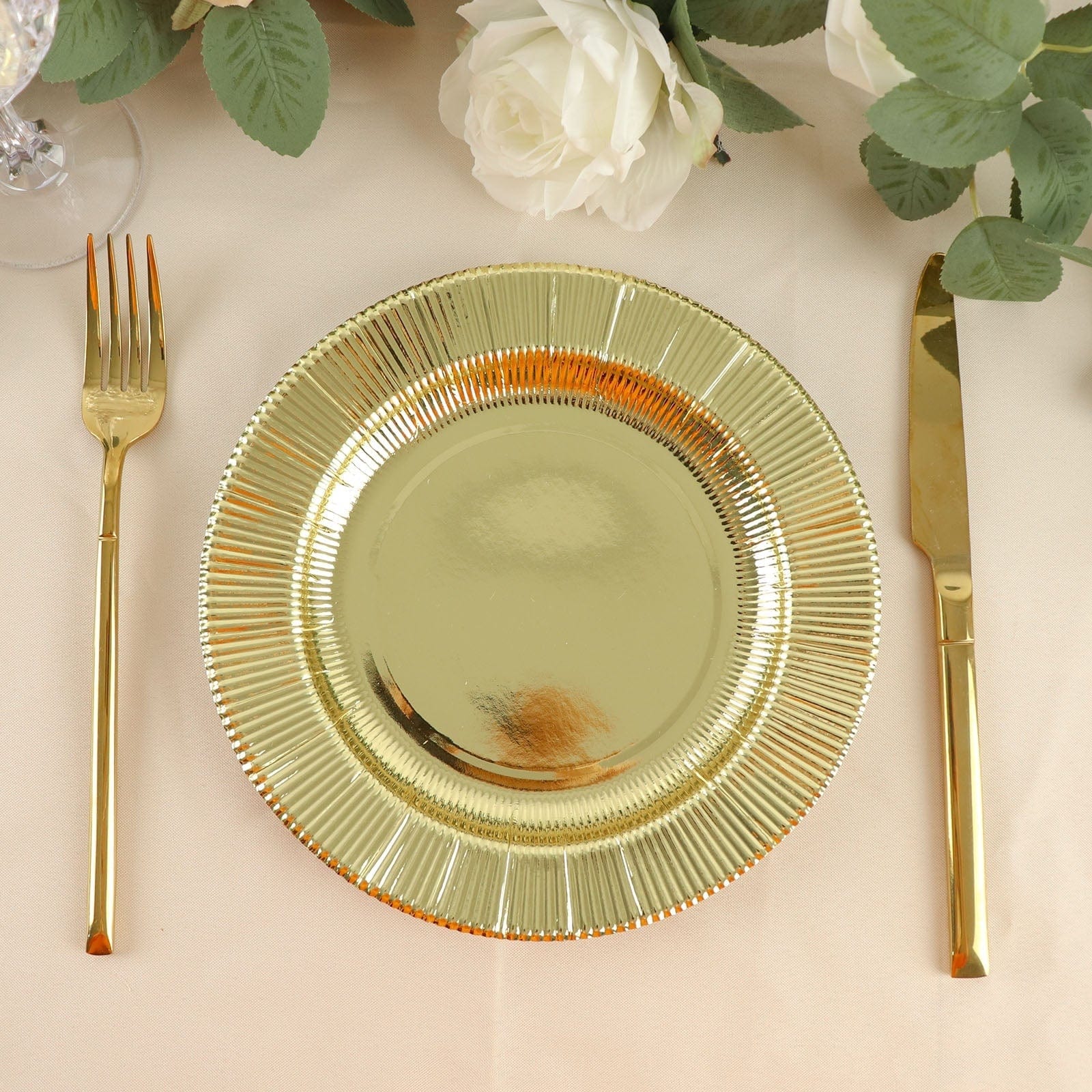 25 Round Metallic Disposable Dinner Salad Paper Plates with Textured Trim