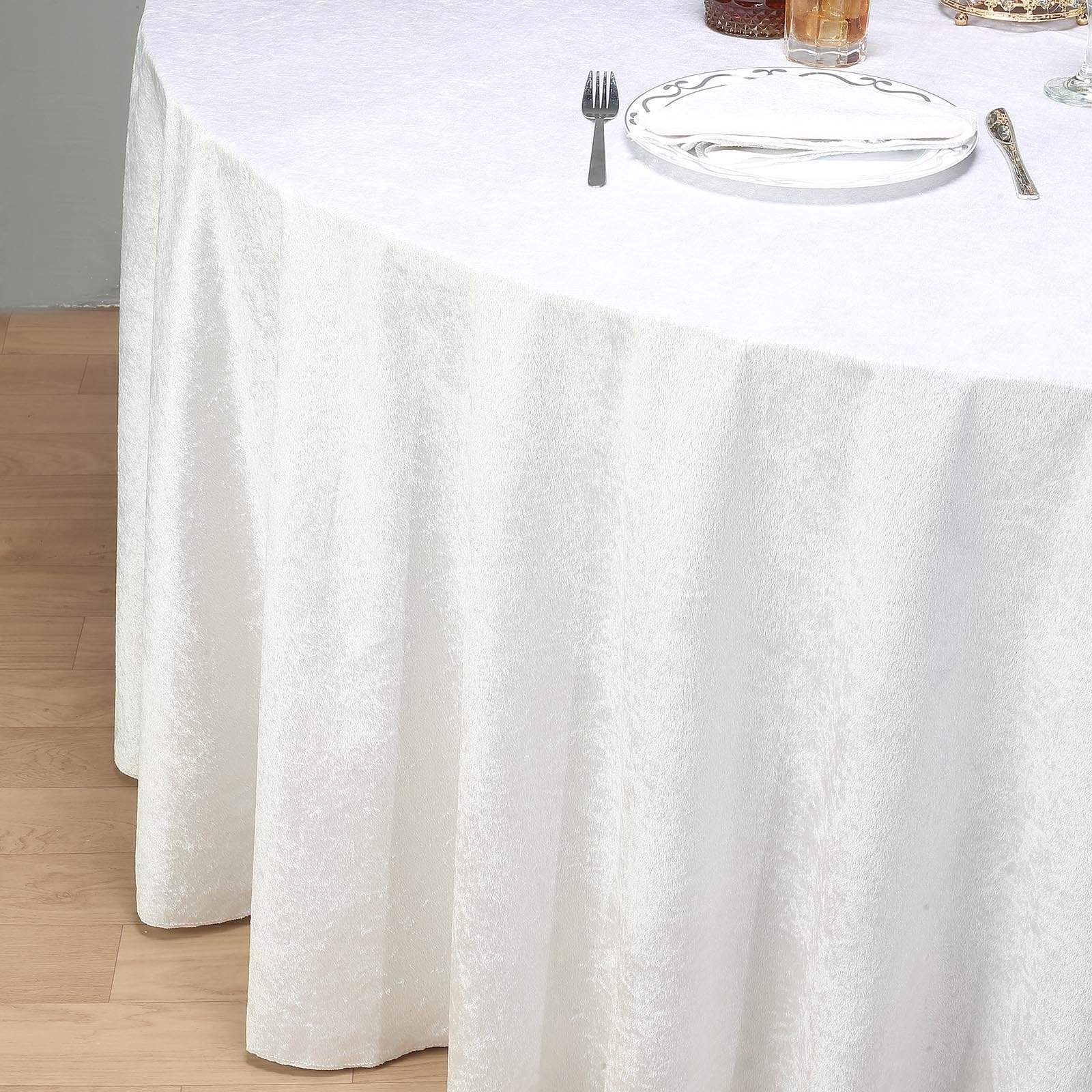 120 in White Round Premium Velvet Tablecloth