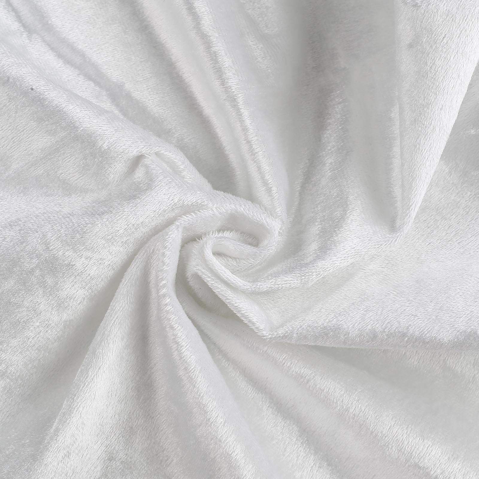 120 in White Round Premium Velvet Tablecloth