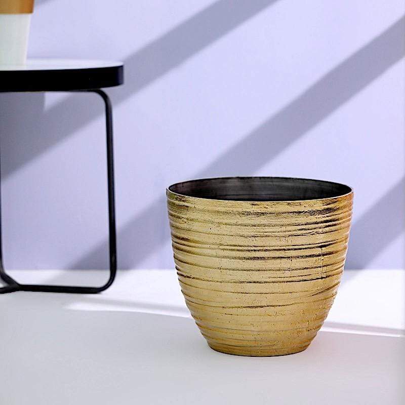 12 liter plant pots Balsa Circle 12" Gold Round Metallic Plastic Flower Plant Pot Horizontal Lines Design