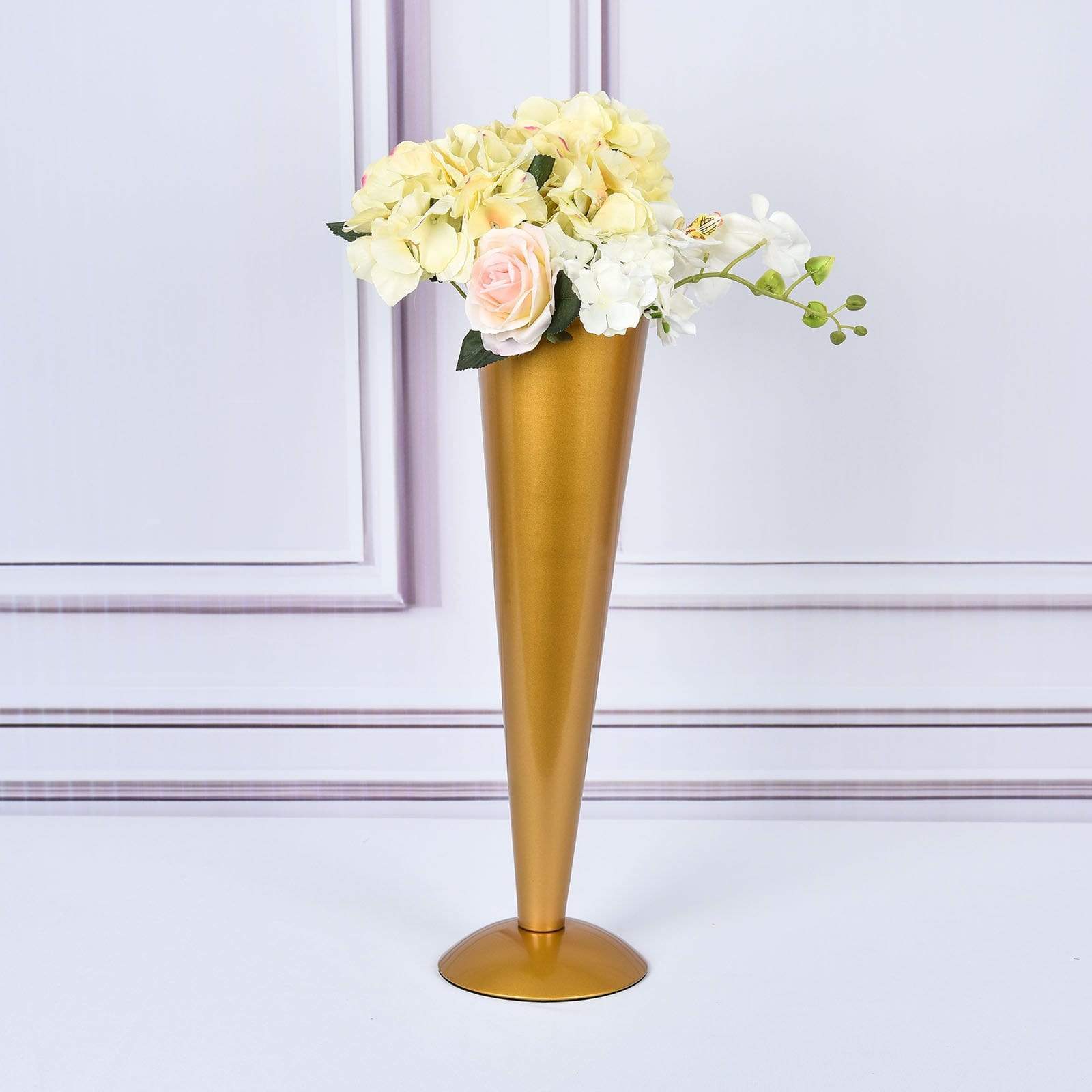 Metal Trumpet Flower Vase Centerpiece