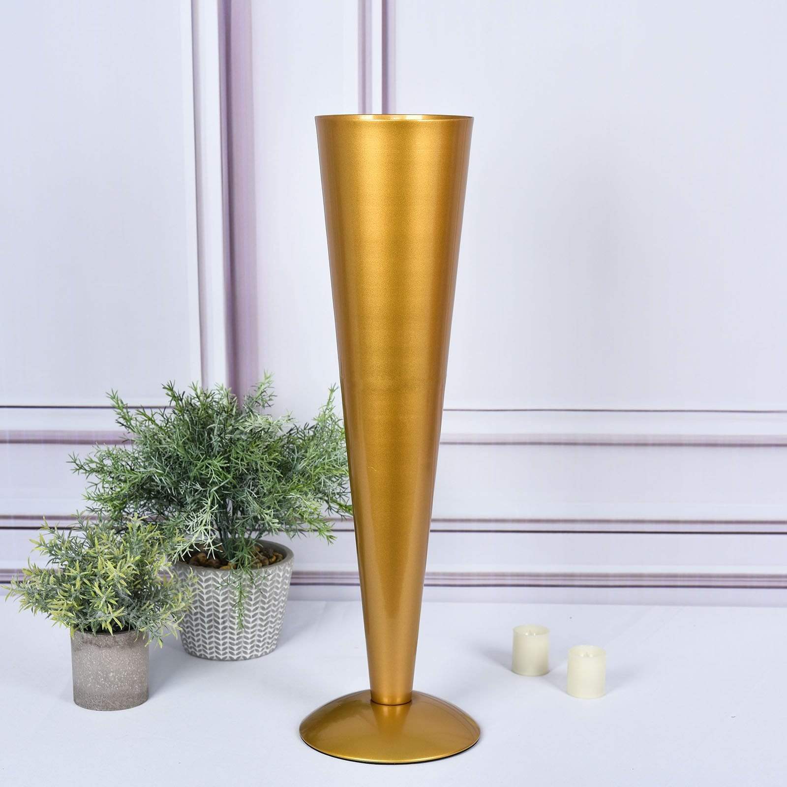 Metal Trumpet Flower Vase Centerpiece